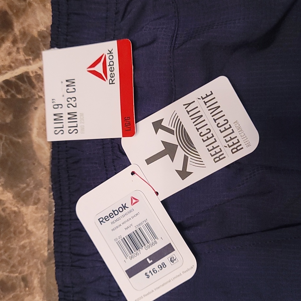 Mens Reebok Reflective Shorts - Picture 5 of 5